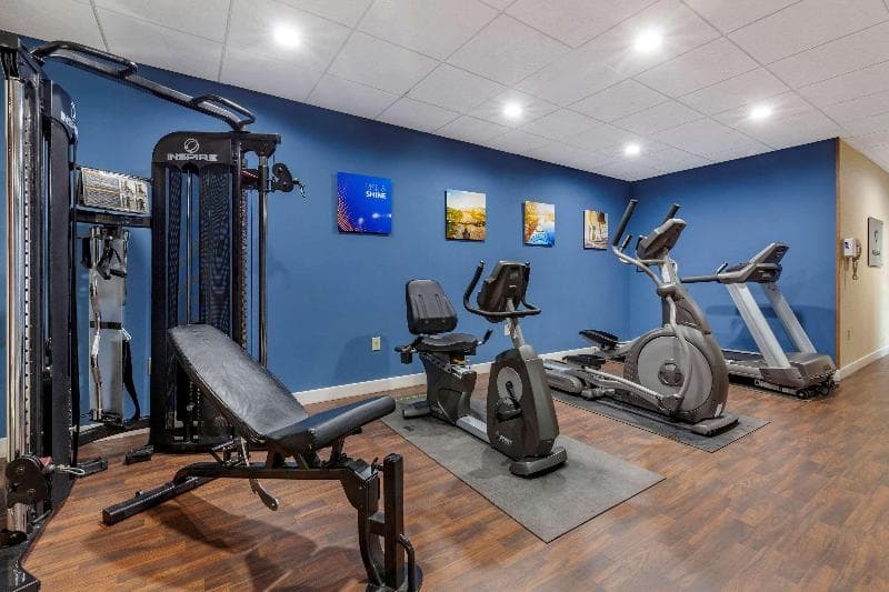 Comfort Suites Escanaba 3