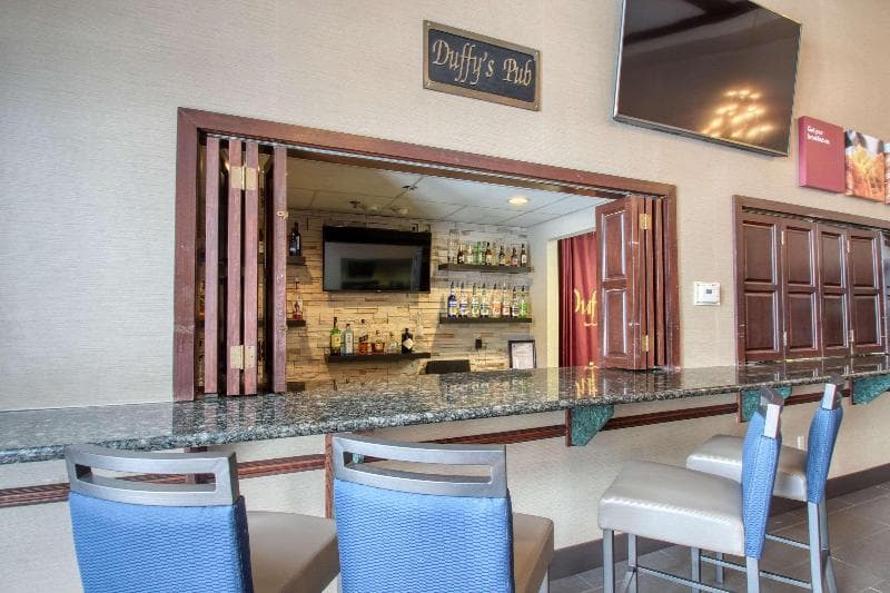 Comfort Suites Madison photo 1