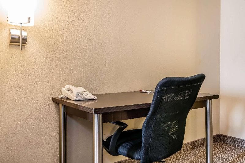 Comfort Suites Miamisburg - Dayton South 2