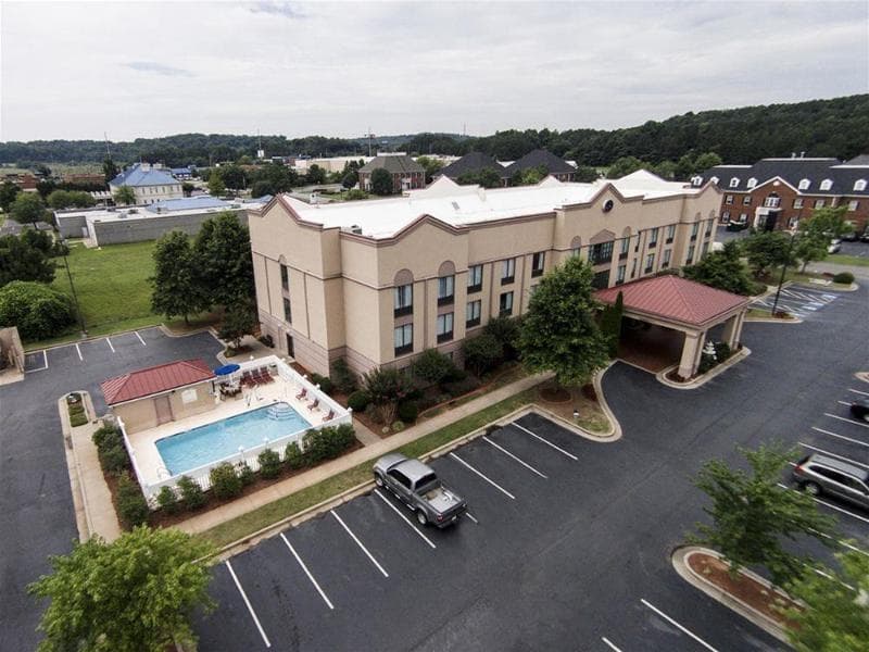 Comfort Suites photo 1