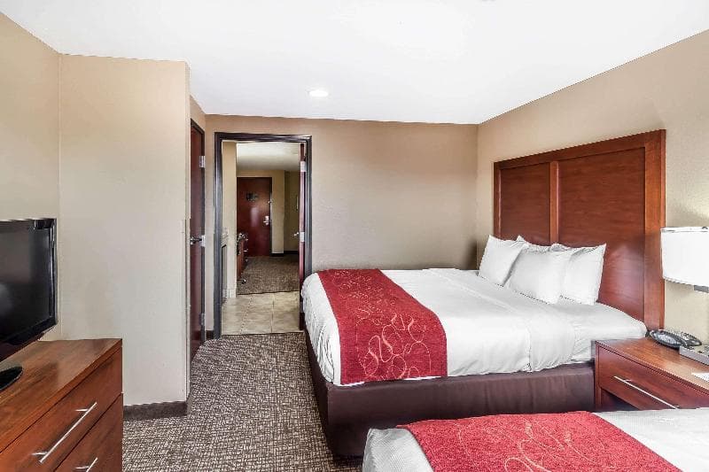 Comfort Suites Yukon - SW Oklahoma City 4