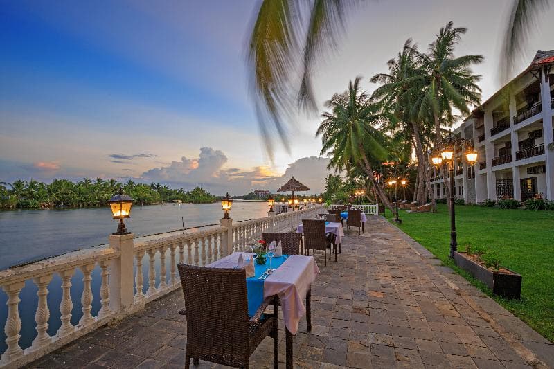 River Beach Resort 5