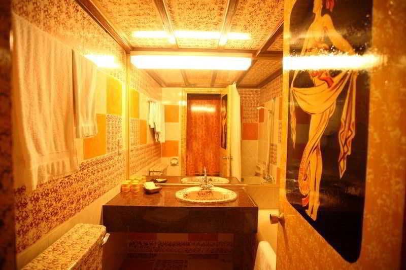 Roman Boutique Hotel 5