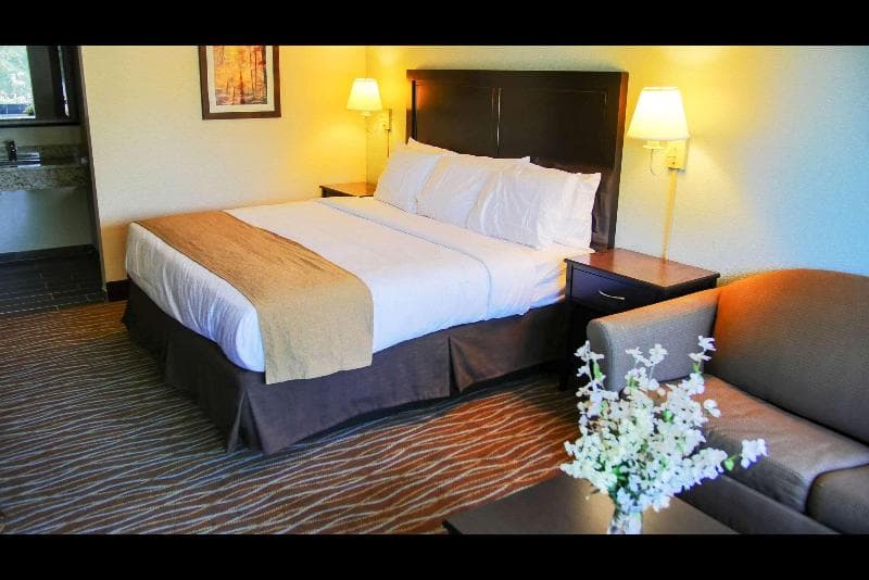 Cascades Mountain Resort, an Ascend Hotel Collection Member 2