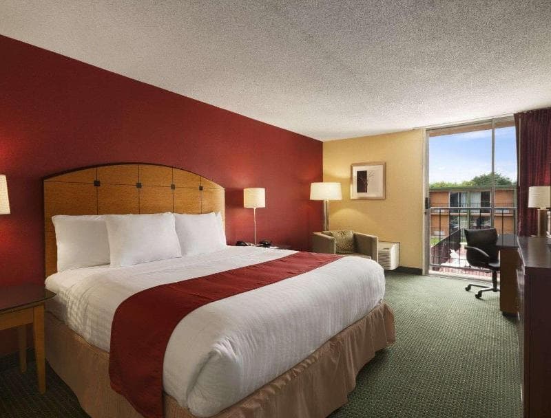 Baymont by Wyndham Salem Roanoke Area 2