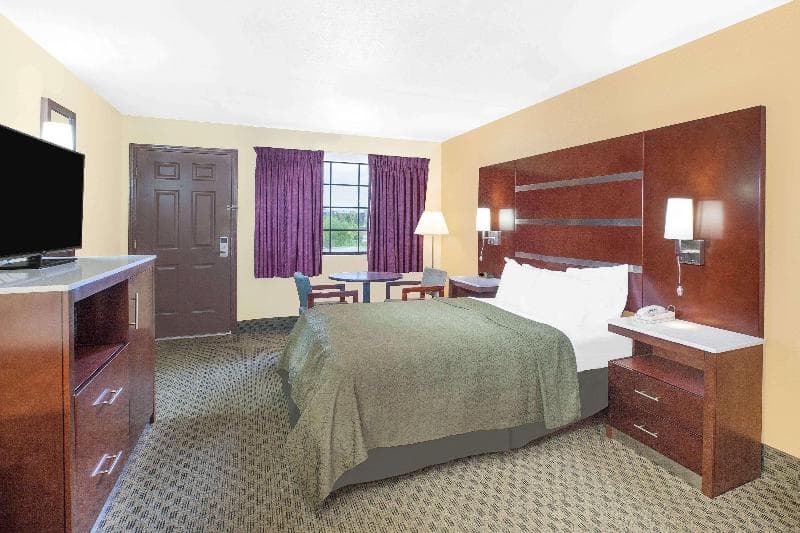 Days Inn by Wyndham Fayetteville main