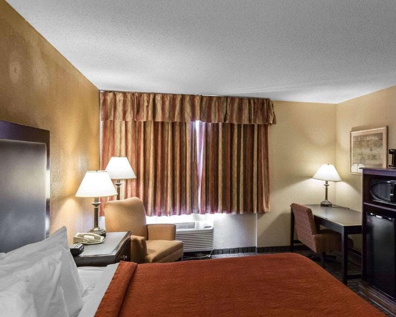 AmericInn by Wyndham Cedar Rapids North photo 1