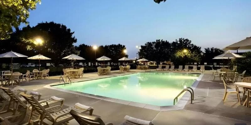 Wyndham Garden Hotel Philadelphia Airport 3