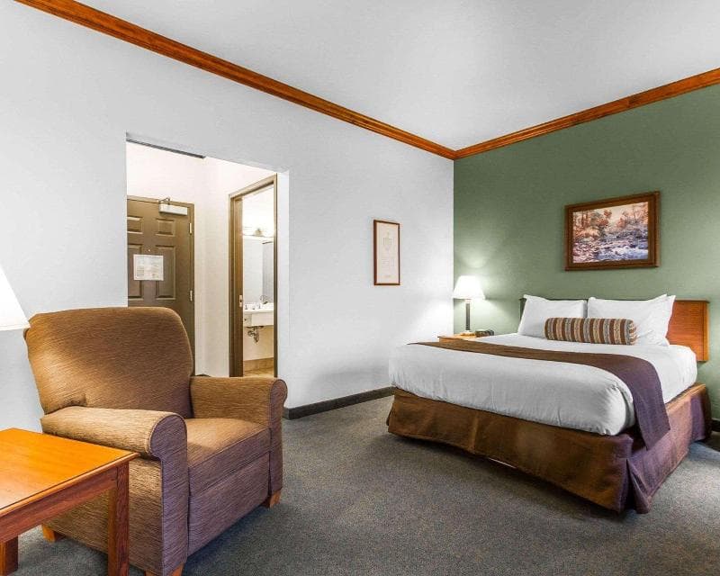 Kress Inn Clarion Collection 4