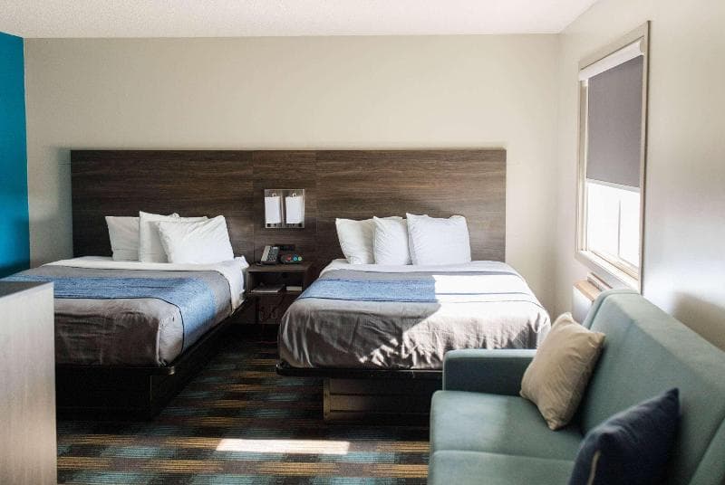 Travelodge by Wyndham Escanaba 2