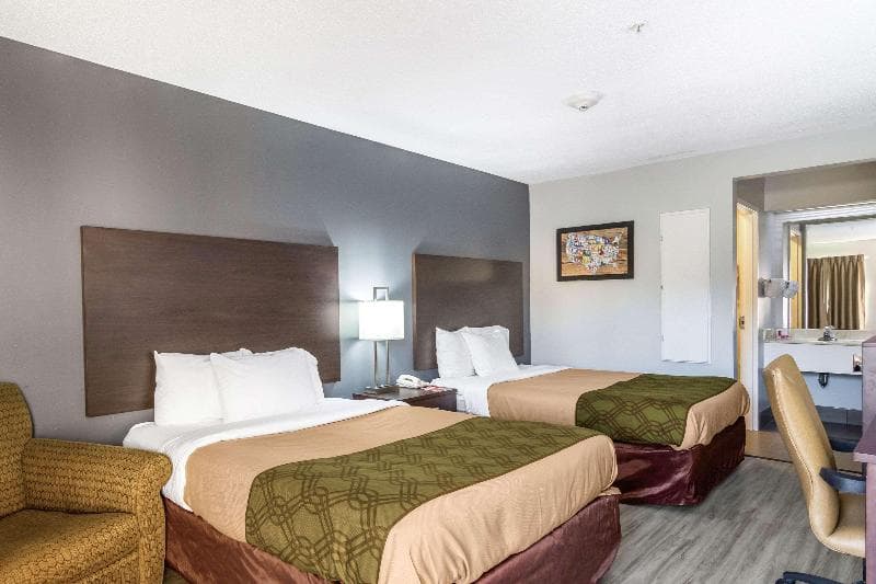 SureStay Hotel by Best Western Brunswick 5