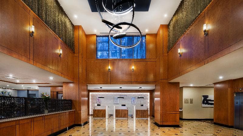 Hilton Garden Inn Montreal Centre-Ville 2