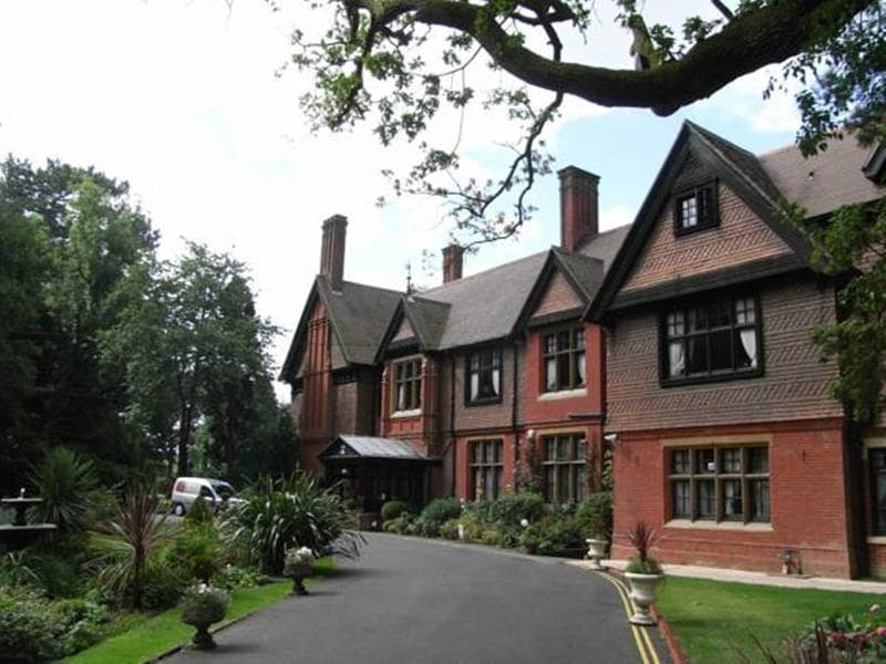 Stanhill Court 4