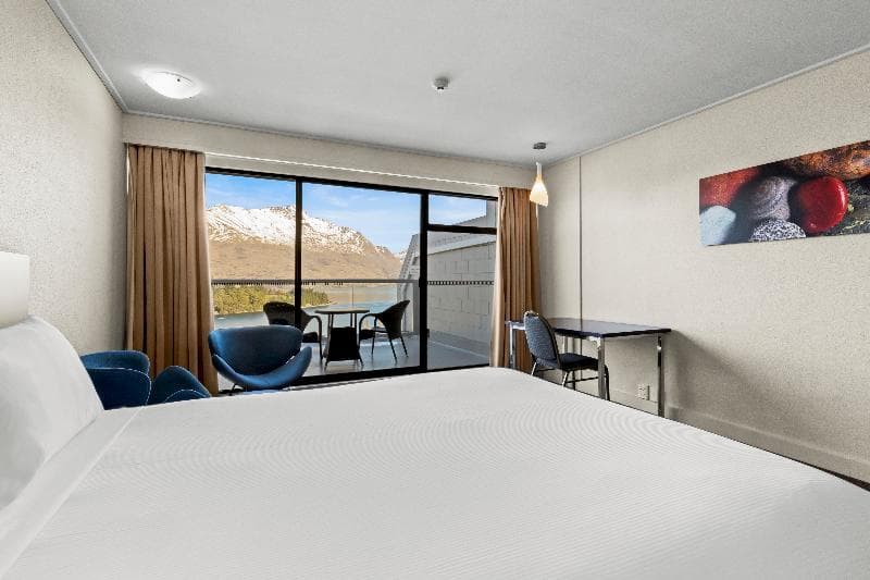 Copthorne Hotel & Apartments Queenstown Lakeview 5