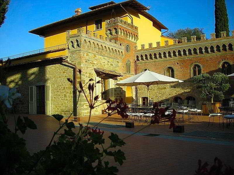 Villa Campomaggio main
