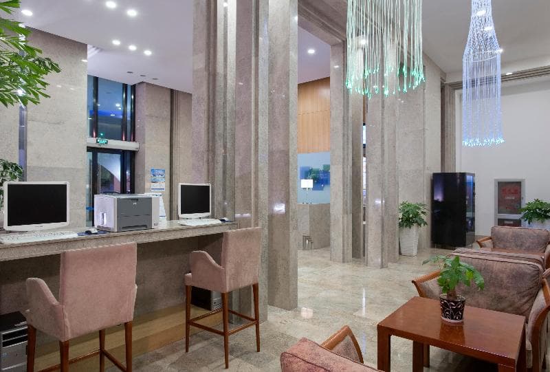 Holiday Inn Express Wangjing 5