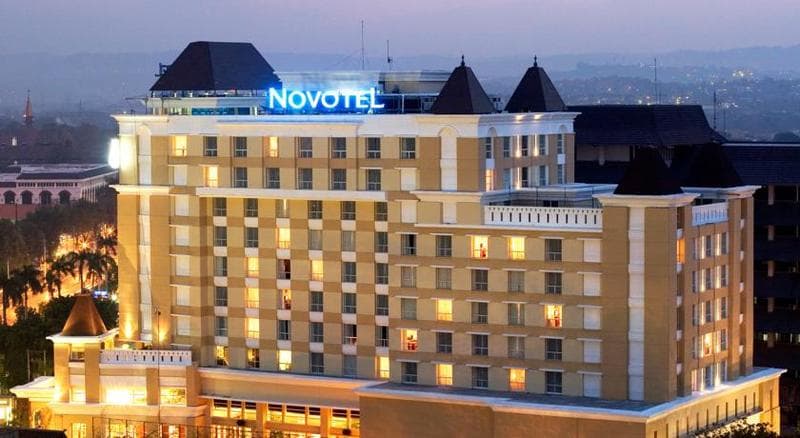 Novotel Semarang 4