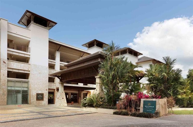 Pullman Palm Cove Sea Temple Resort and Spa Hotel 4