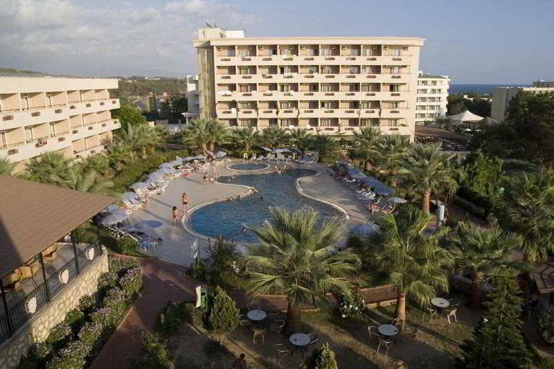 Aska Bayview Resort main