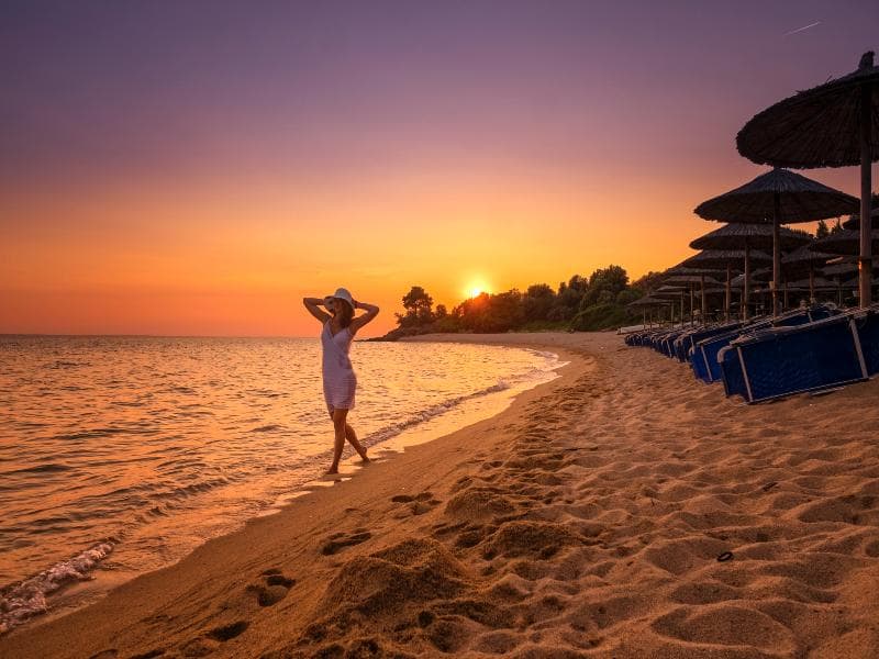 Lagomandra Beach Hotel 5