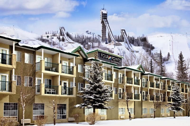 Four Points by Sheraton Hotel & Suites Calgary West photo 1