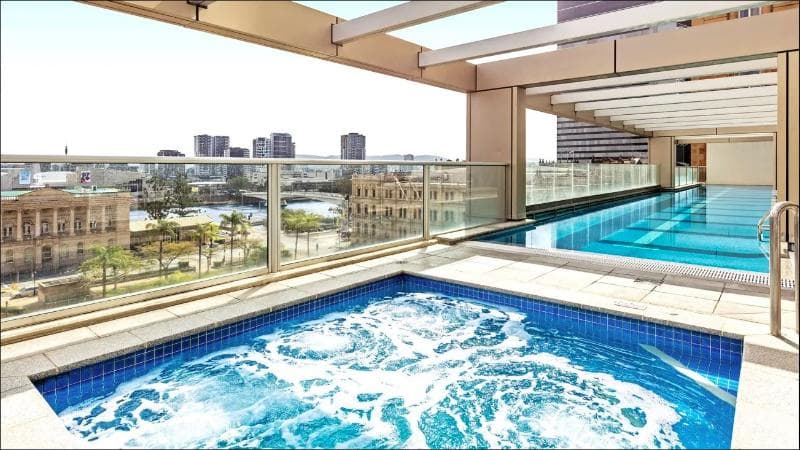 Oaks Brisbane Casino Tower Suites 1