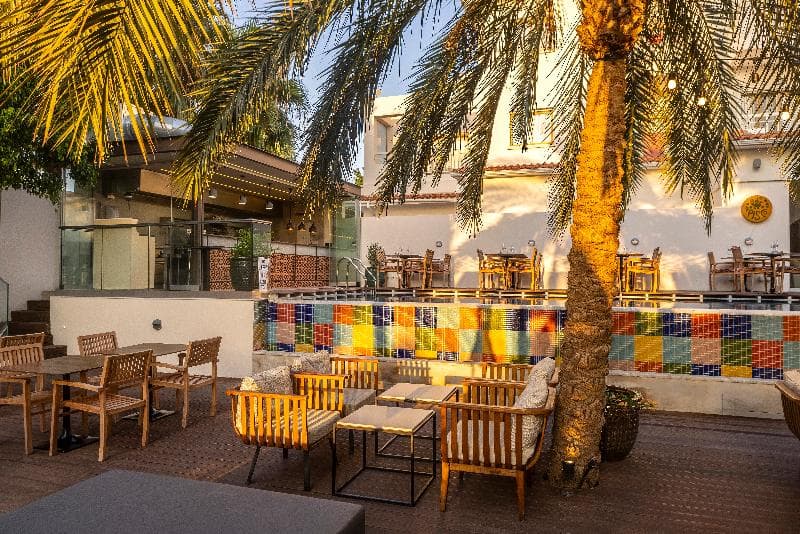 King Jason Paphos - Designed for Adults By Louis Hotels 4