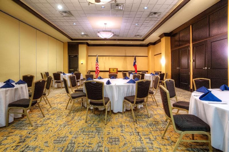 Embassy Suites by Hilton Laredo photo 1