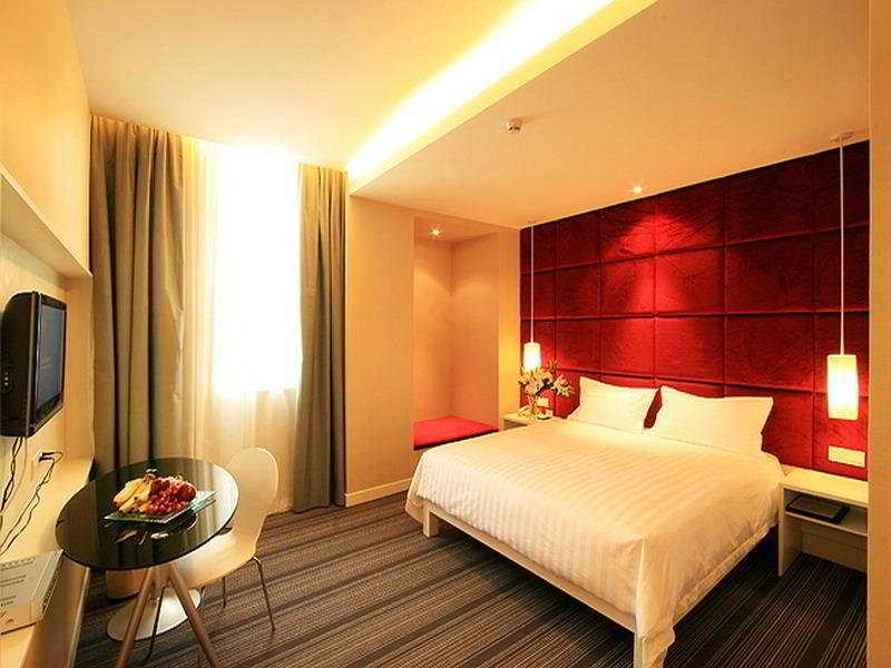 City Inn OCT Loft 4