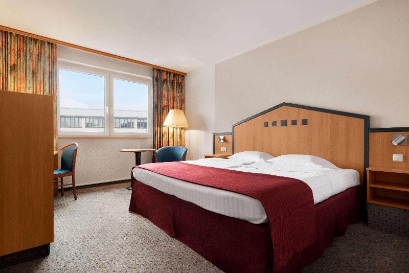 Ramada by Wyndham Bottrop 5