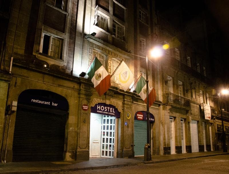 Hostel Mundo Joven Catedral main