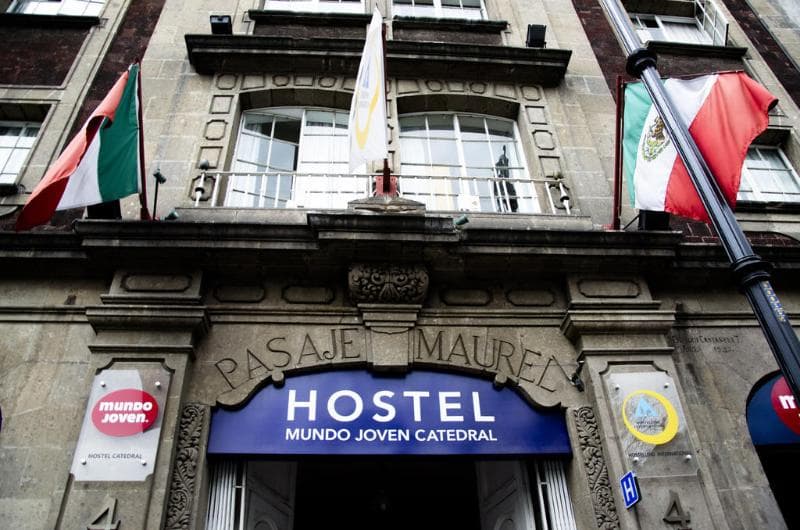 Hostel Mundo Joven Catedral photo 1