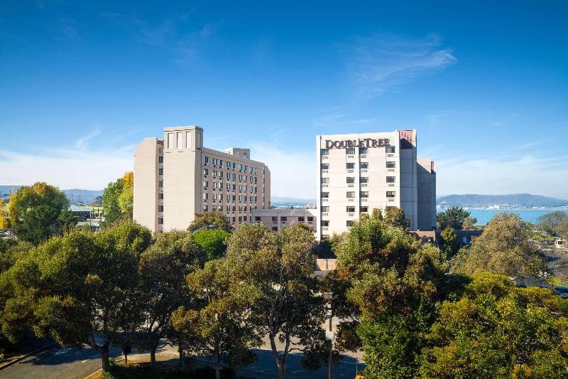 DoubleTree by Hilton Hotel San Francisco Airport 3