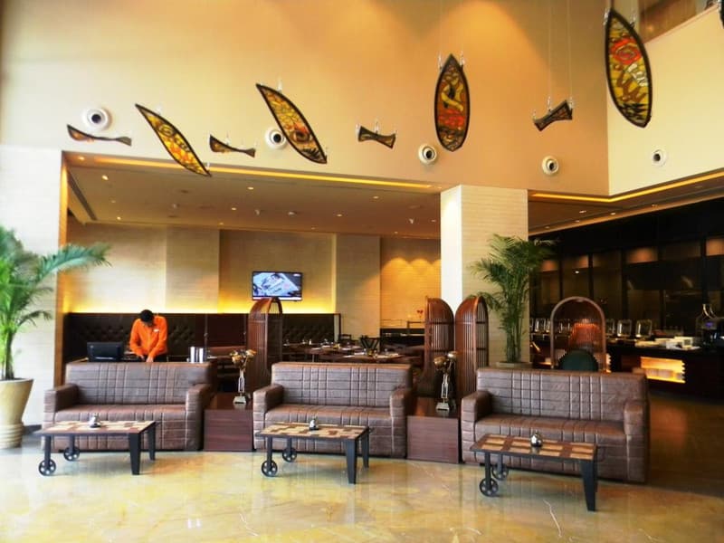 Lemon Tree Premier City Center Gurugram 4