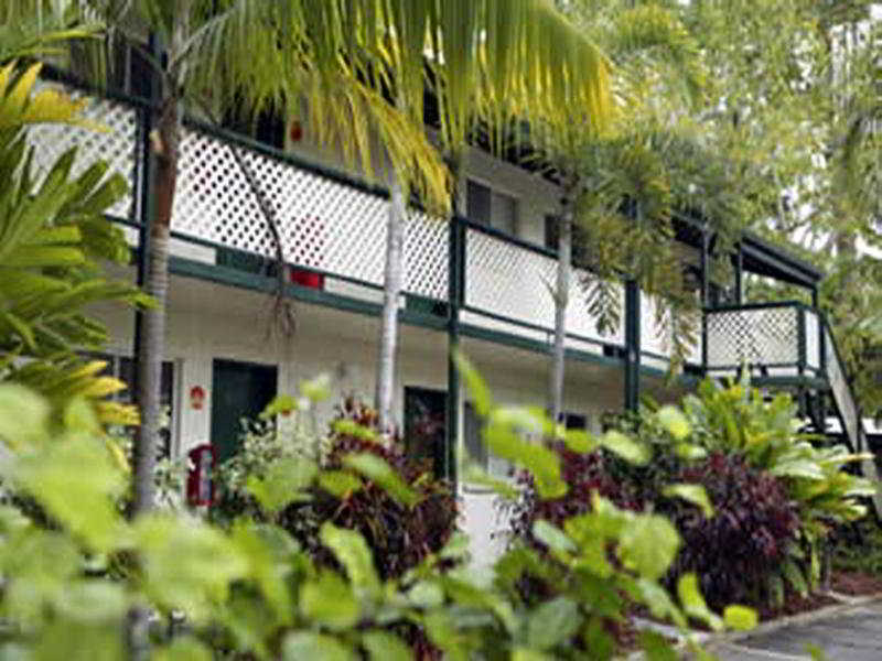 Cairns Gateway Resort main
