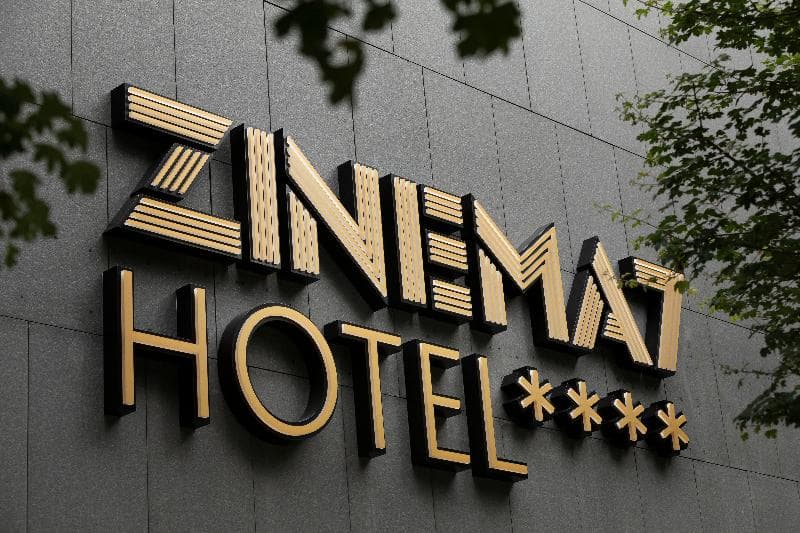 Hotel Zinema7 3