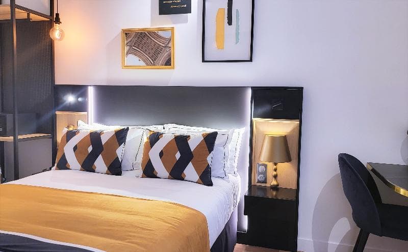 Hotel Star Champs Elysees 4