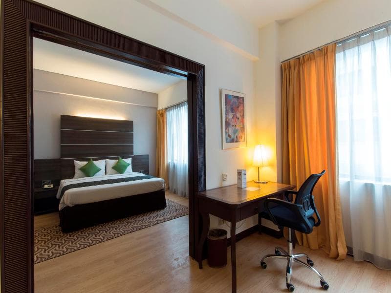 Regal Park Hotel 3