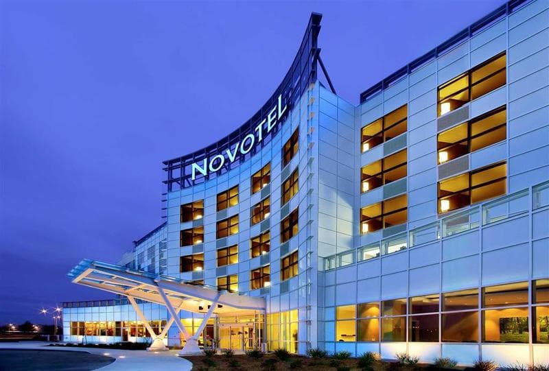 Novotel Montreal Airport 5