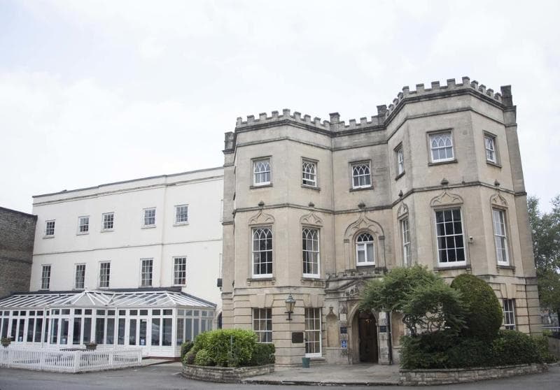 Arnos Manor 5