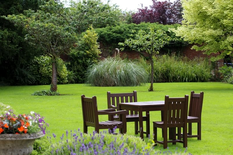 Stratton House photo 1