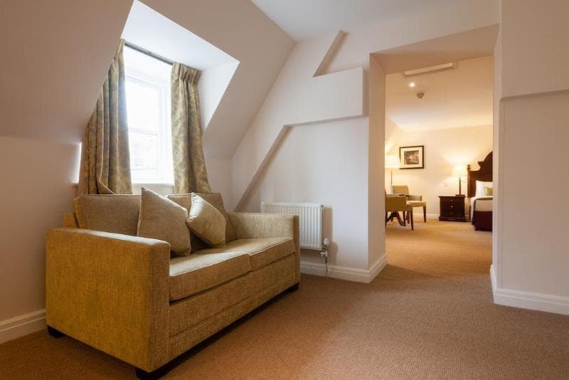 De Vere Tortworth Court (Ex. Tortworth Court Four Pillars) 3