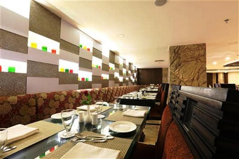 Hotel Golden Tulip Jaipur 3