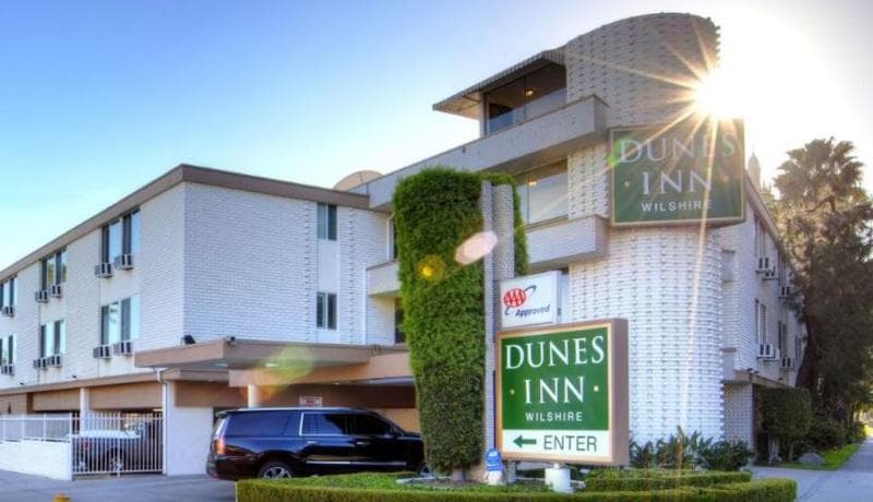 Dunes Inn - Wilshire photo 1