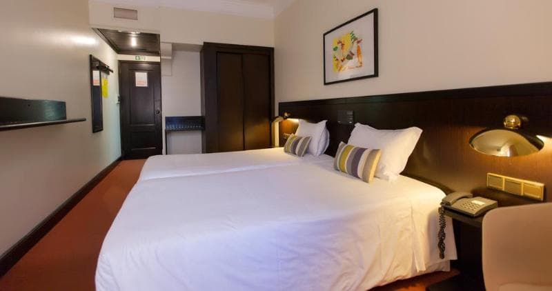 Hotel Senhora a Branca main