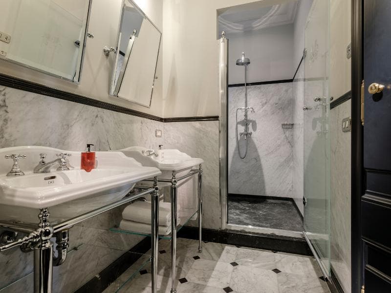 Hotel Locarno 3