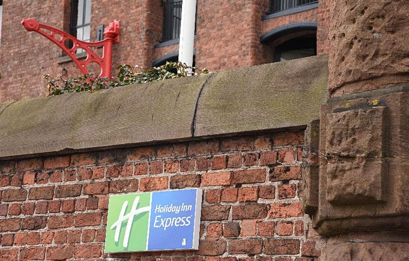 Holiday Inn Express Albert Dock 2
