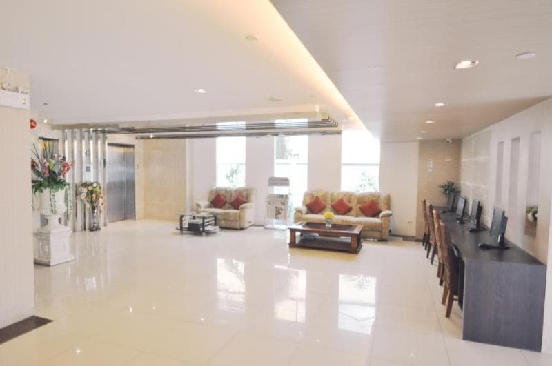 Centric Place Hotel 5