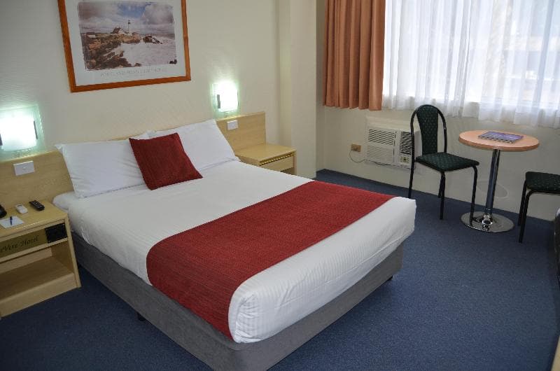 DeVere Hotel photo 1