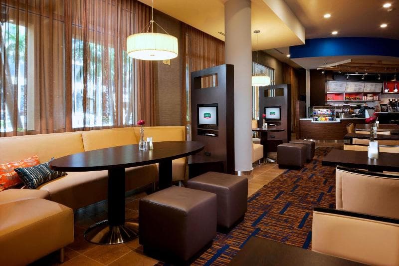 Courtyard Miami Dadeland 3